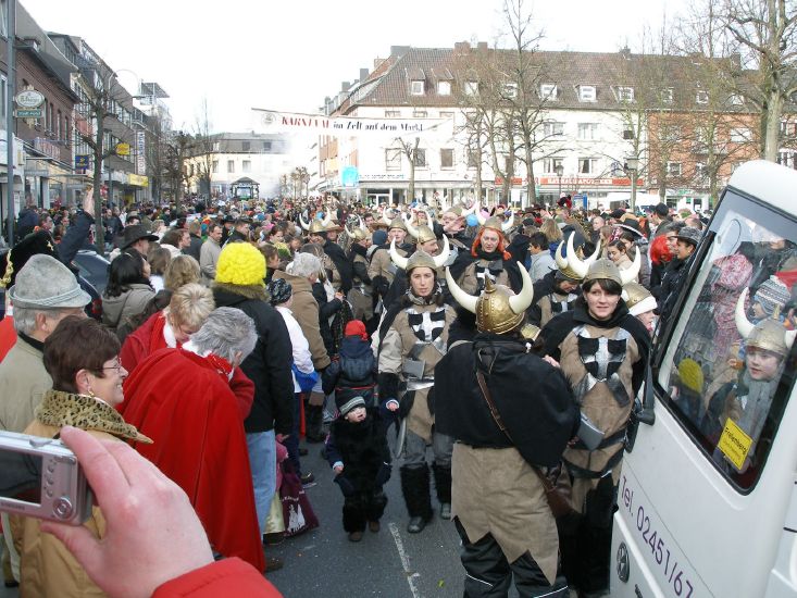 3.2.08 Umzuege Glk, Sueggerath, Prummern 072.jpg